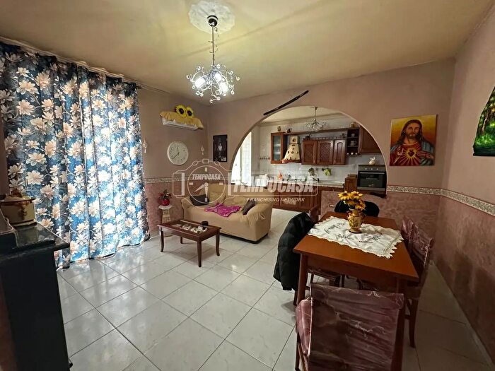 Appartamento quadrilocale in vendita in Via Dante Alighieri, Crispano