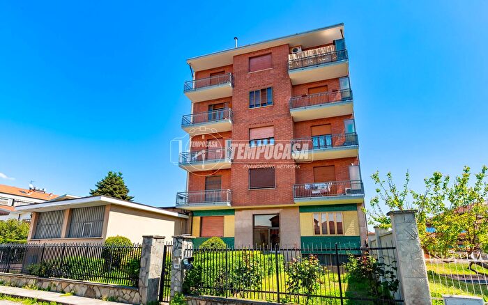 Appartamento quadrilocale in vendita in Strada delle Finanze, Moncalieri