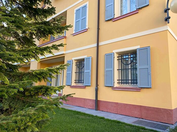 Appartamento quadrilocale in affitto in Modena