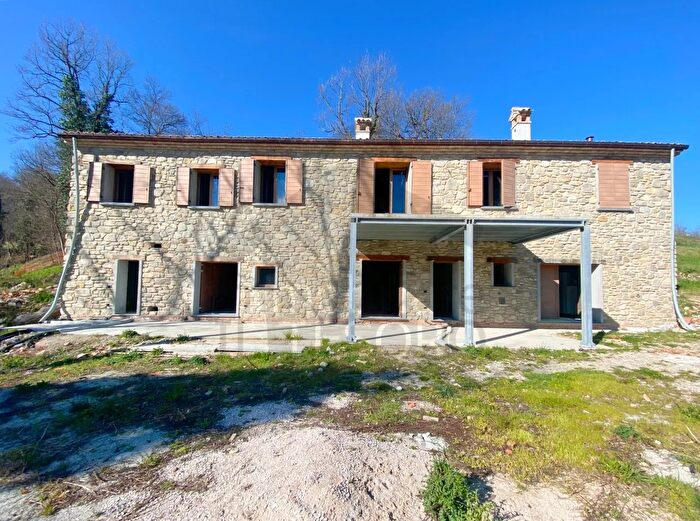 Casa in vendita in San Leo Rn, San Leo