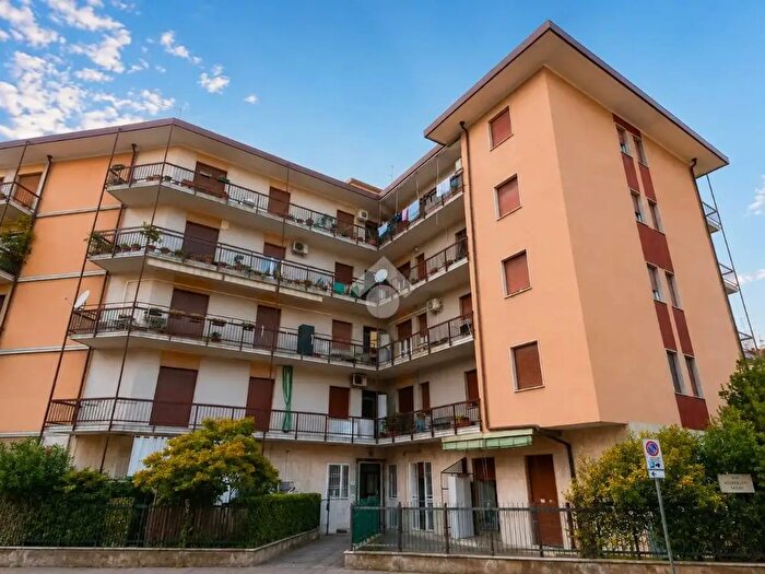 Appartamento trilocale in vendita in Via Tasso, Brescia