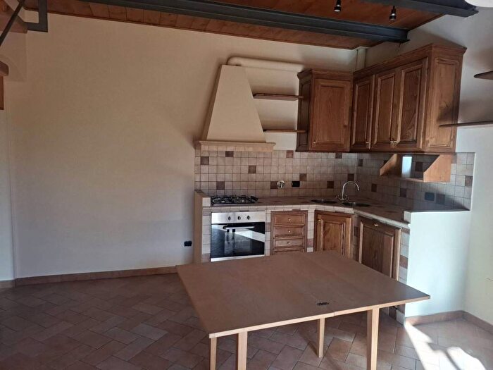 Appartamento trilocale in affitto in via vittorio veneto, Centro, Rignano sullArno