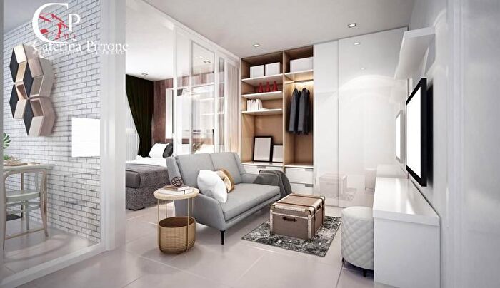 Appartamento trilocale in vendita in Via Pistoiese, Firenze