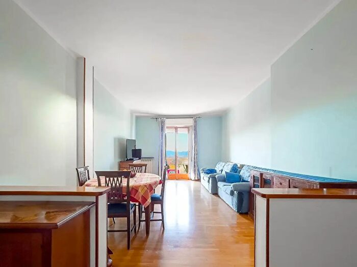 Appartamento con 5 locali in vendita in Santo Stefano Di Magra