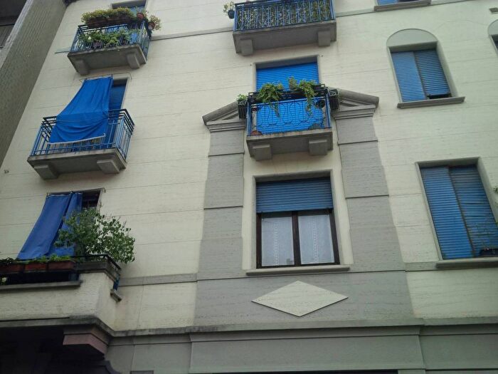 Appartamento bilocale in affitto in Via Melchiorre Delfico, Ghisolfa Mac Mahon, Milano