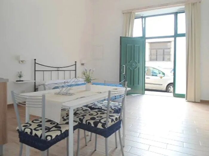 Appartamento trilocale in vendita in Via Sozy Carafa Lecce, Lecce