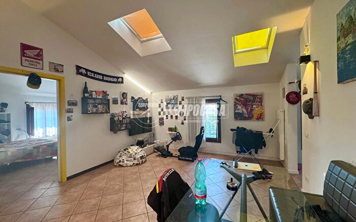 Appartamento trilocale in vendita in Piazza GMarconi, Bomporto