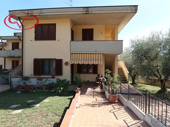 Casa quadrilocale in vendita in Meleto, Cavriglia
