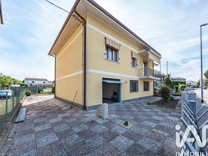 Casa quadrilocale in vendita in Via Melocca, Fiscaglia