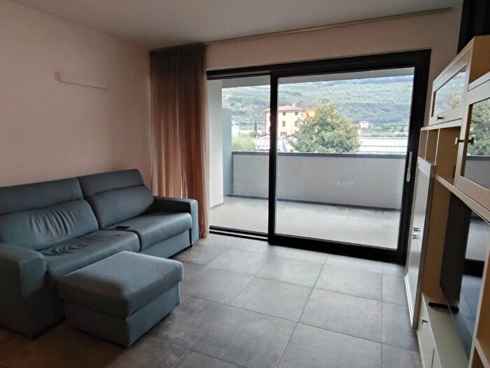 Appartamento bilocale in affitto in Via Rovigo, Centro, Riva del Garda