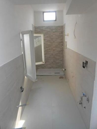 Appartamento trilocale in affitto in Via Montegrappa, Jesi