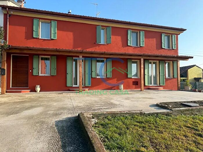 Casa trilocale in vendita in Via Greppo, Monticelli DOngina