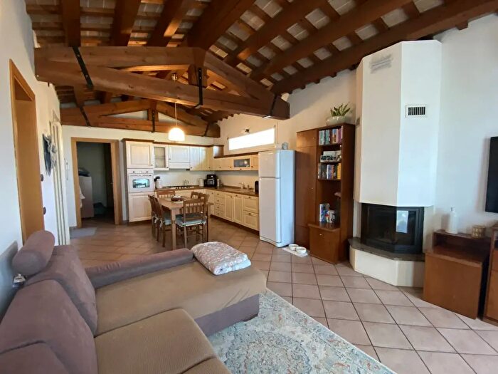 Casa con 5 locali in vendita in Via Ca Rossa, Limena