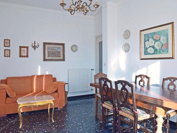 Appartamento trilocale in affitto in Via Leonardo da Vinci, Via Roma Borgo Barusso, Alassio