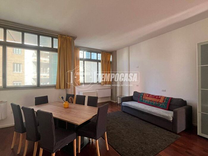 Appartamento bilocale in affitto in Piazza repubblica, Repubblica, Milano