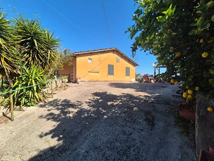 Casa trilocale in vendita in Nazzano