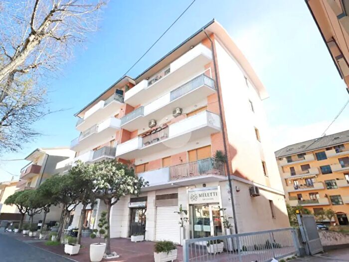 Appartamento trilocale in vendita in Viale Alcione, Francavilla Al Mare