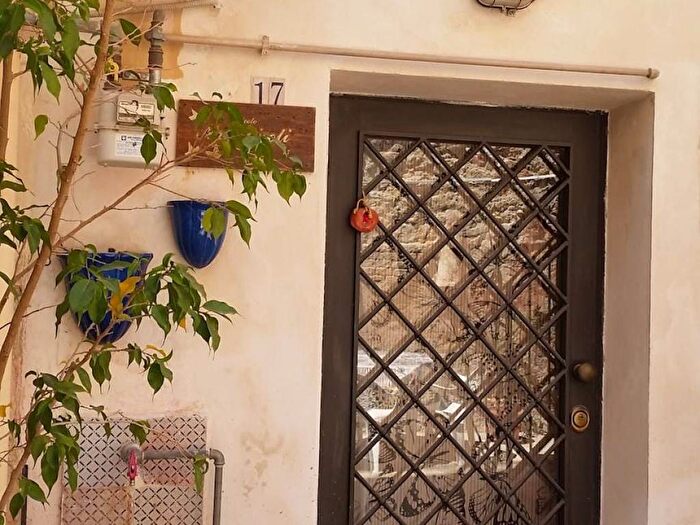 Appartamento monolocale in affitto in Vicolo dei Nassaiuoli, Kalsa, Palermo