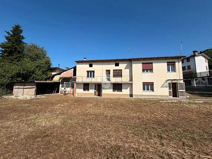 Casa con 7 locali in vendita in Via Cima da Conegliano, Marostica