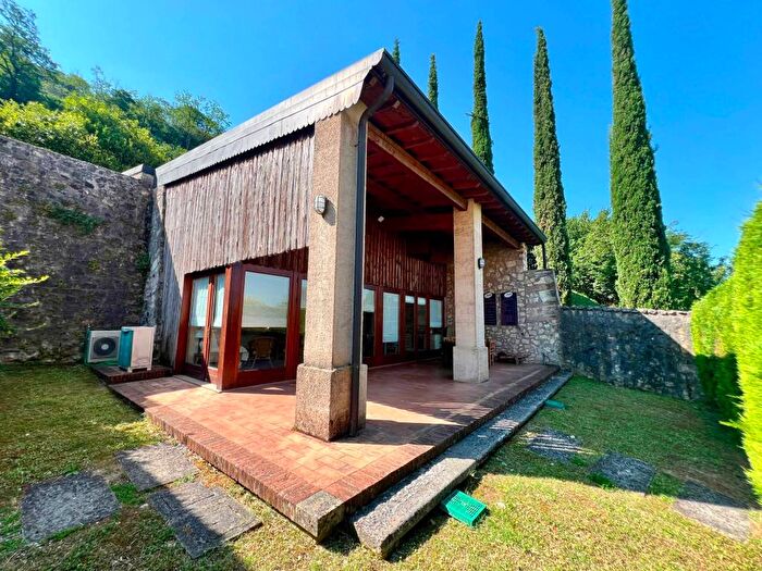Appartamento con 5 locali in affitto in Via Costafredda, Centro, Colognola Ai Colli