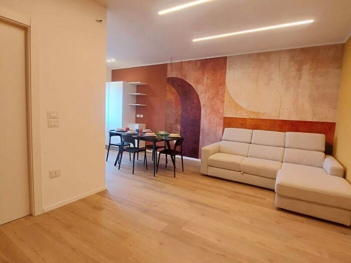 Appartamento trilocale in affitto in Viale Candelaro, Piazza Aldo Moro Parco San Felice, Foggia