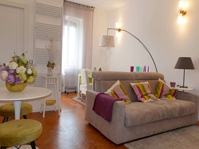 Appartamento bilocale in affitto in Via Monte Bianco, Monte Rosa Lotto, Milano