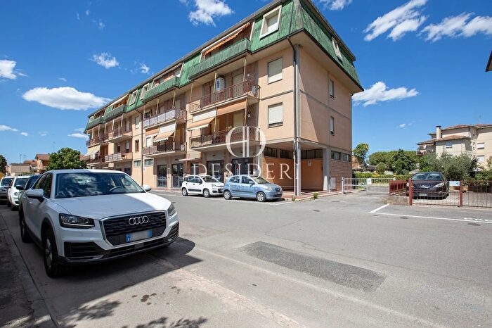 Appartamento trilocale in vendita in Via Andrea Costa Scarlino, Scarlino