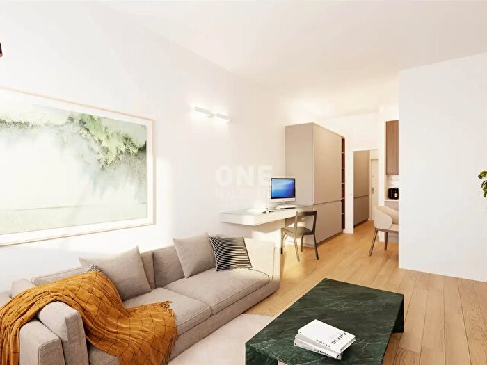 Appartamento monolocale in vendita in Via Garibaldi, Villasanta