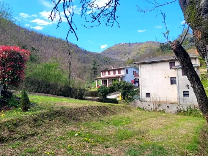 Casa con 5 locali in vendita in Via Cingolina, Galzignano Terme