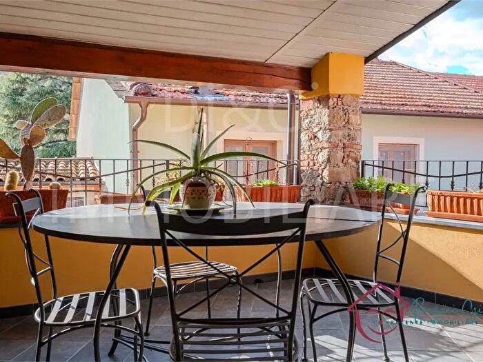 Casa quadrilocale in vendita in Vico San Michele, Villanova DAlbenga