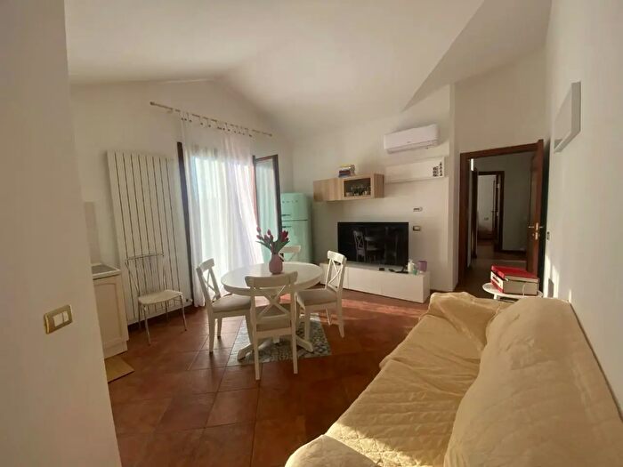 Appartamento trilocale in affitto in Lucca