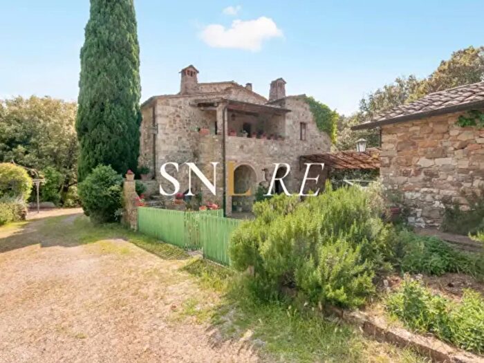 Casa con 6 locali in vendita in Piazza Roma, Castellina In Chianti
