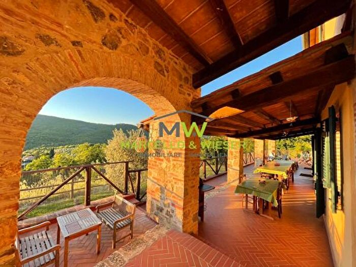 Casa con 6 locali in vendita in Via Giugno, Massa Marittima