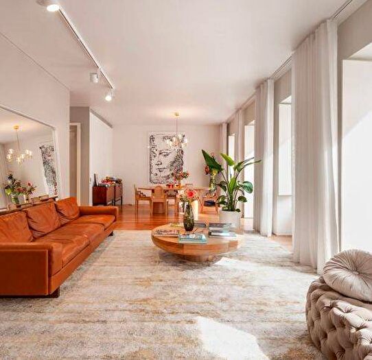 Appartamento quadrilocale in affitto in Via Borgonuovo, Brera, Milano