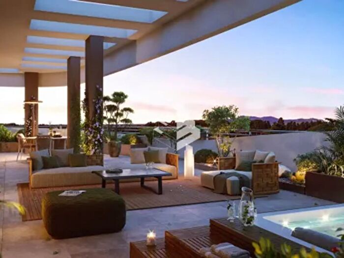 Appartamento quadrilocale in vendita in Via Abebe Bikila, Roma