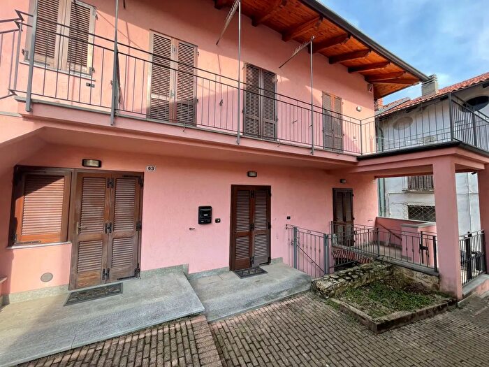 Casa quadrilocale in vendita in Via Chiesa, Cantalupa