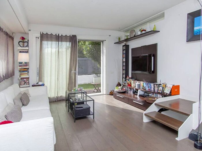 Casa con 5 locali in vendita in Via Gramsci, Novate Milanese