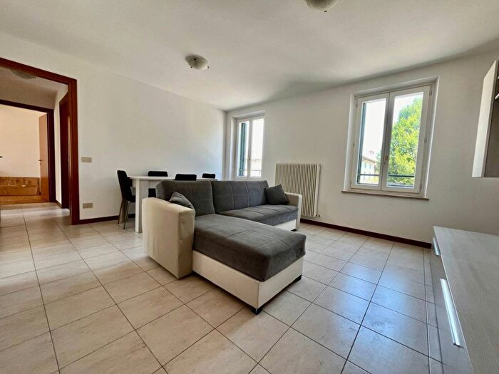 Appartamento trilocale in affitto in Via Trieste, Centro, Pavia di Udine