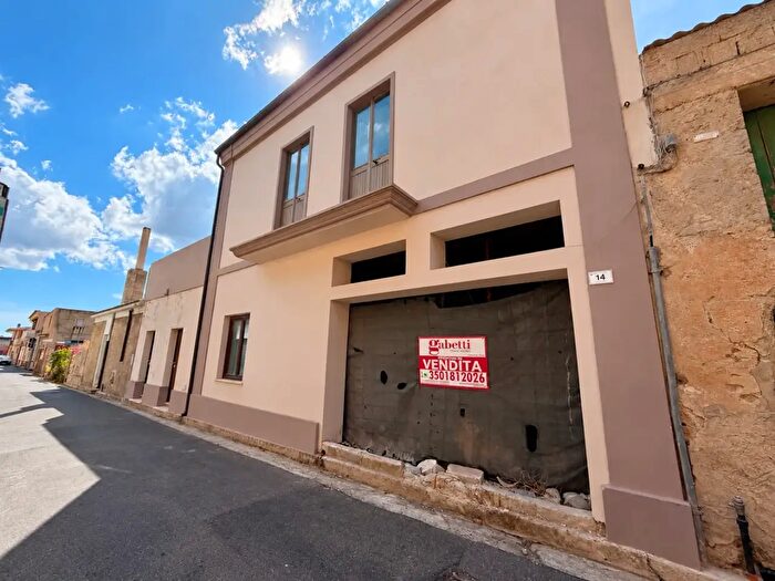 Casa quadrilocale in vendita in Via San Giovanni Snc, Maracalagonis