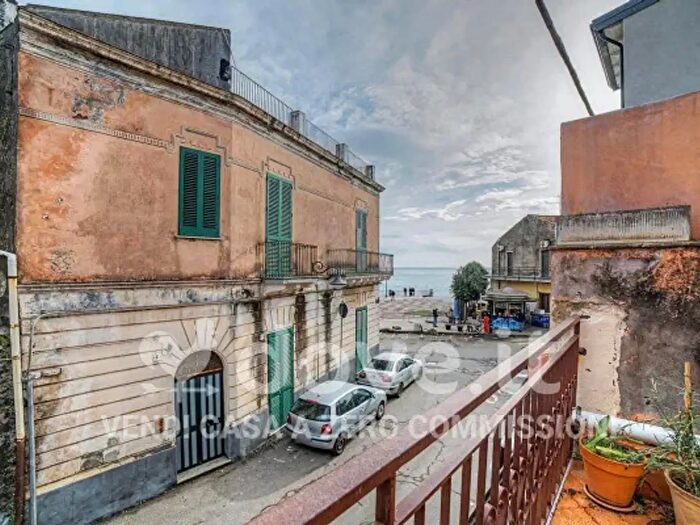 Casa con 6 locali in vendita in Via Pantanello, Acireale