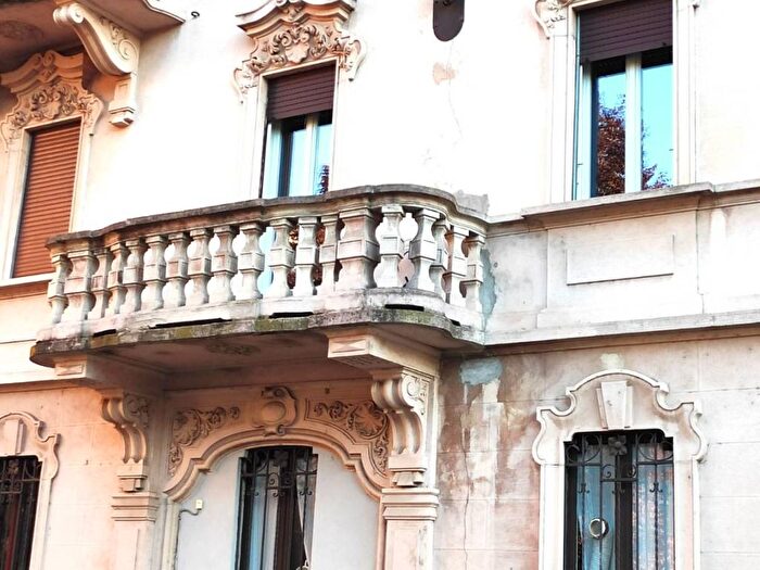 Appartamento bilocale in affitto in Piazza del Municipio, Centro Storico, Pavia