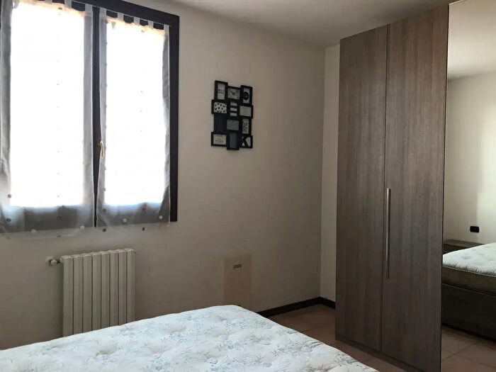 Appartamento quadrilocale in vendita in Via San Biagio, Cento