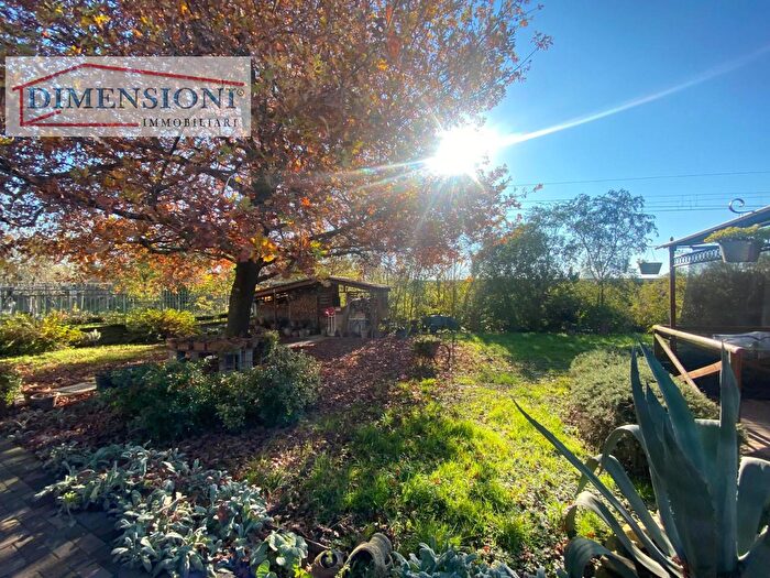 Casa quadrilocale in vendita in Via Luigi Manfredini, Este