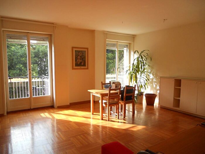 Appartamento trilocale in affitto in Largo Riccardo Zandonai, Pagano, Milano