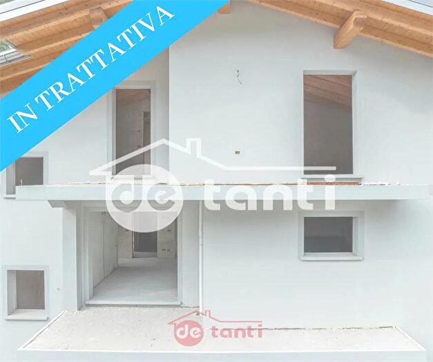 Appartamento con 6 locali in vendita in Via Roma Villa di Chiavenna So, Villa Di Chiavenna