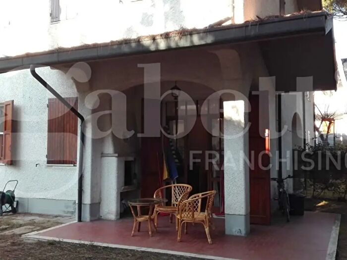 Casa quadrilocale in vendita in Viale dei Platani, Ravenna