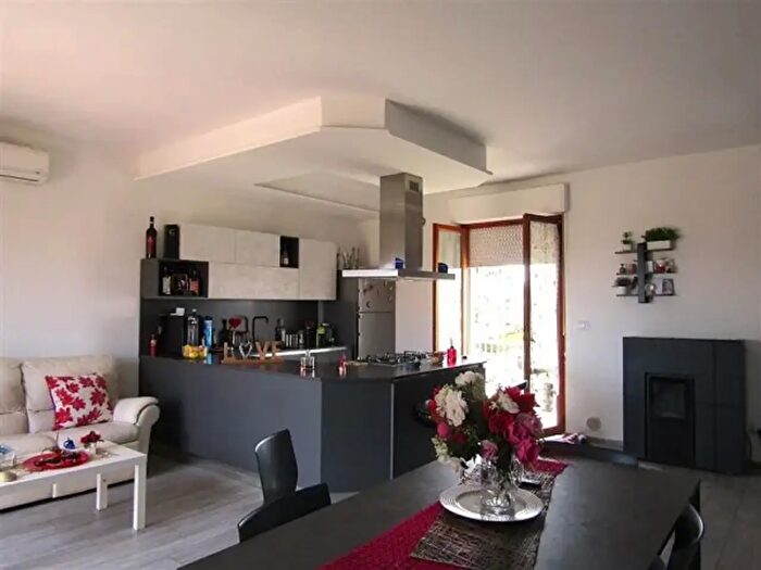 Appartamento quadrilocale in vendita in Via Vittorio Bachelet, Fossacesia