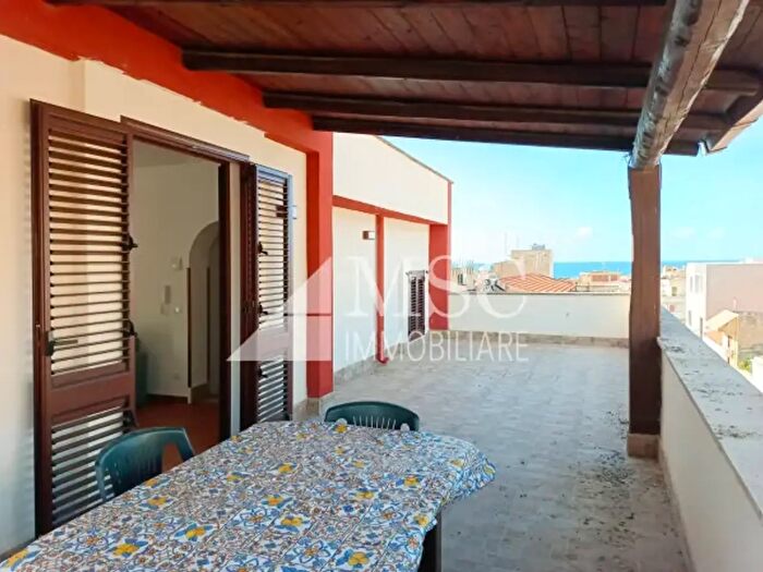 Appartamento bilocale in affitto in Via Francesco Paolo Perez, Terrasini