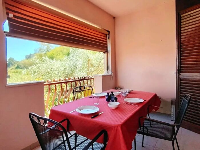 Appartamento con 5 locali in vendita in Rio