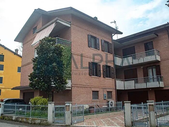 Appartamento quadrilocale in vendita in Via Carlo Goldoni, Castelnuovo Rangone